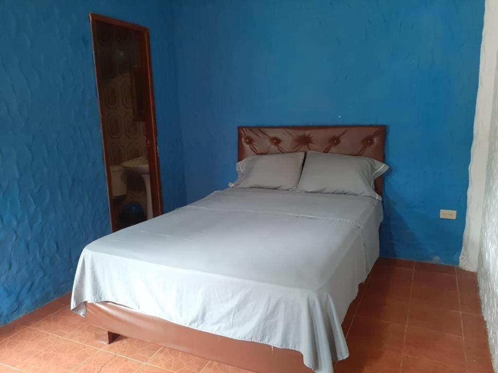 Hostal Eco-Aventura Montañita Dış mekan fotoğraf